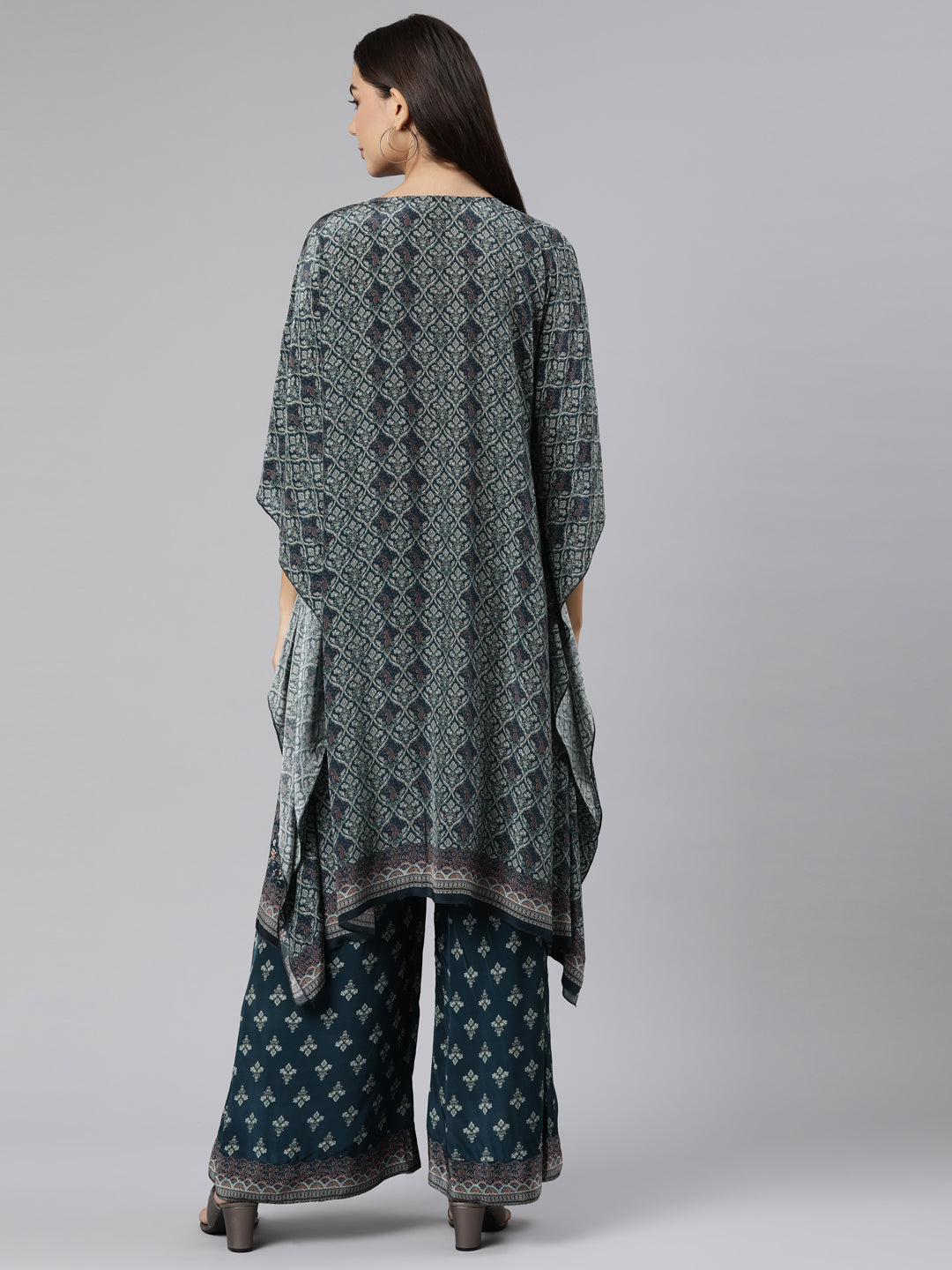 Neerus Green Regular High-Low Paisley Kurta And Palazzos