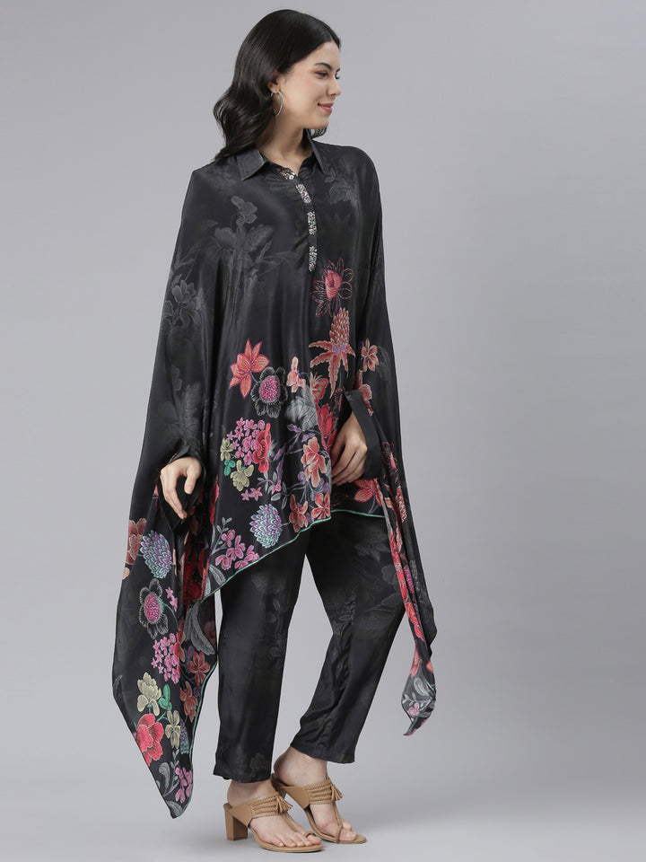 Neerus Black Regular High-Low Floral Kaftan Kurta Trousers