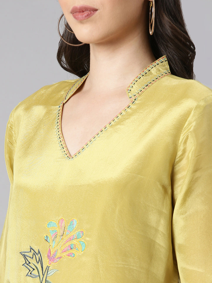 Neerus Green Embroidered Straight Kurta and Trousers With Dupatta