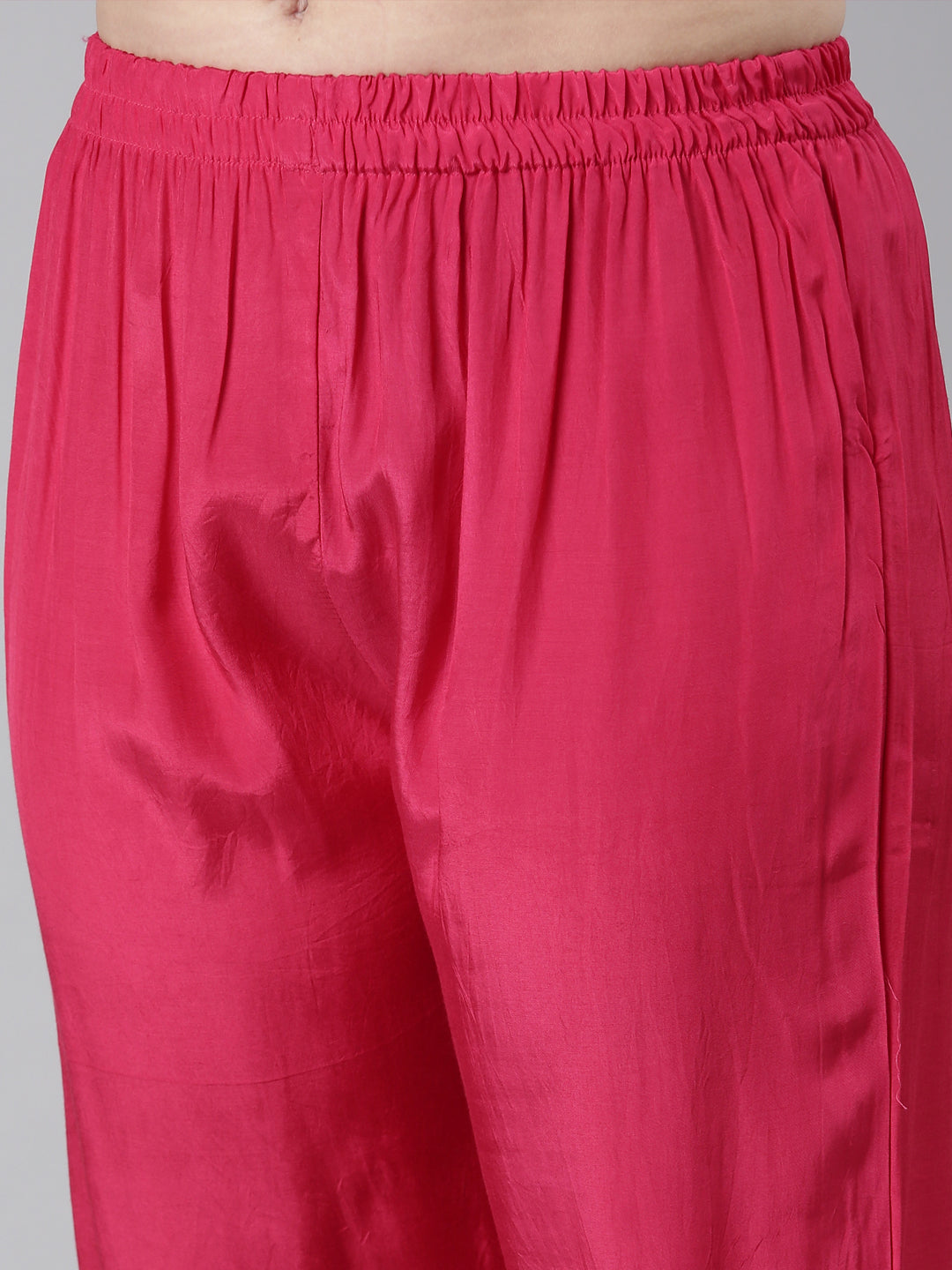 Neerus Pink printed floral suit set - detail view 2