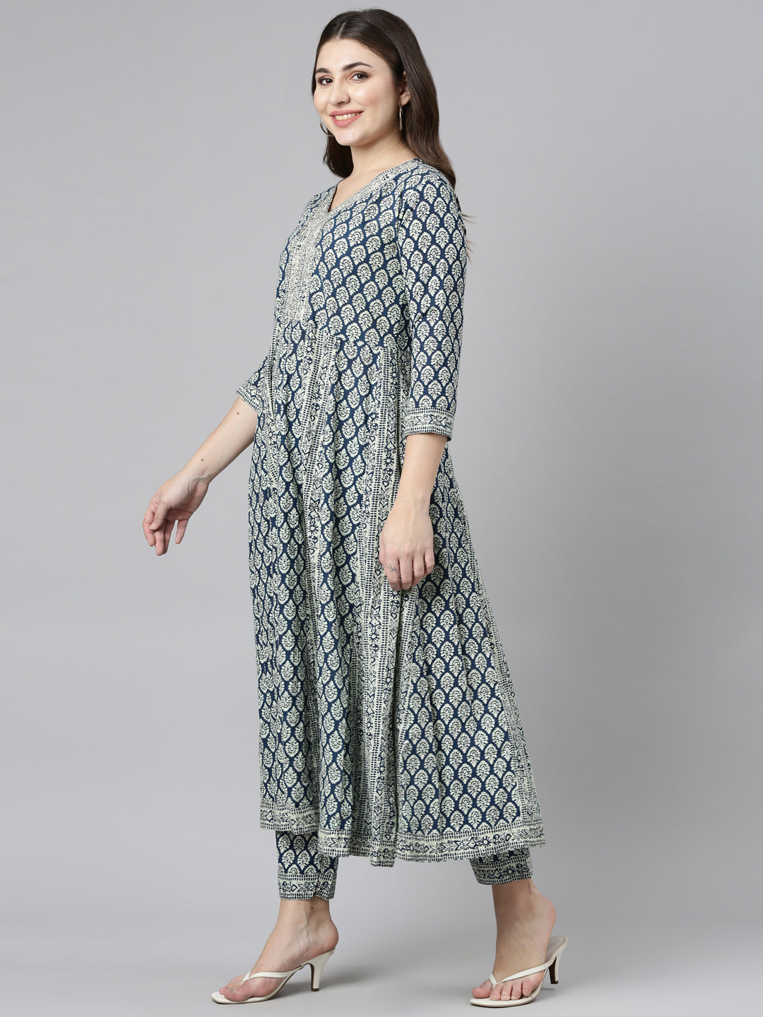 Neerus Blue printed straight kurta set with dupatta - back view