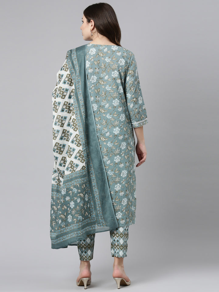 Neerus Green cotton printed kurta set with trouser and dupatta - side view