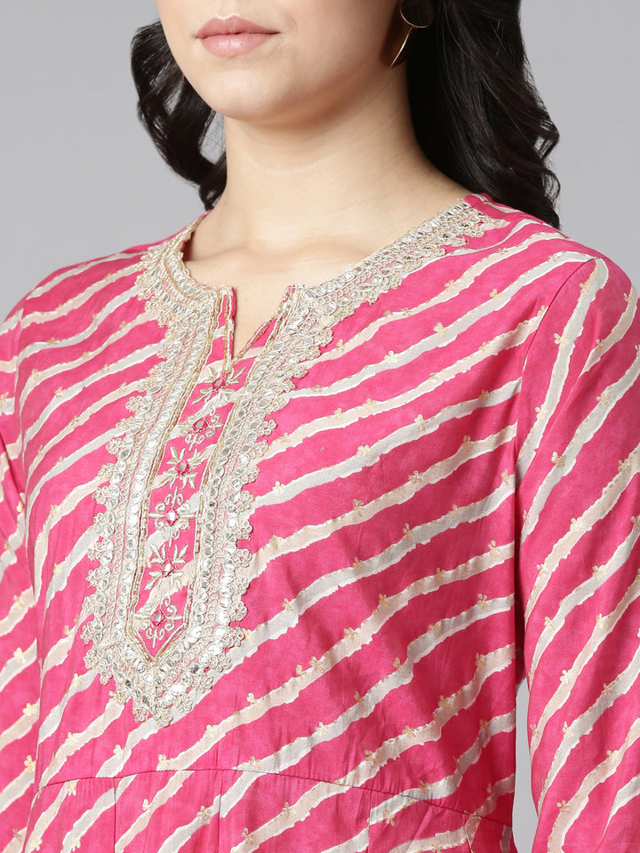 Neerus Pink Regular Straight Printed Kurta And Trousers With Dupatta