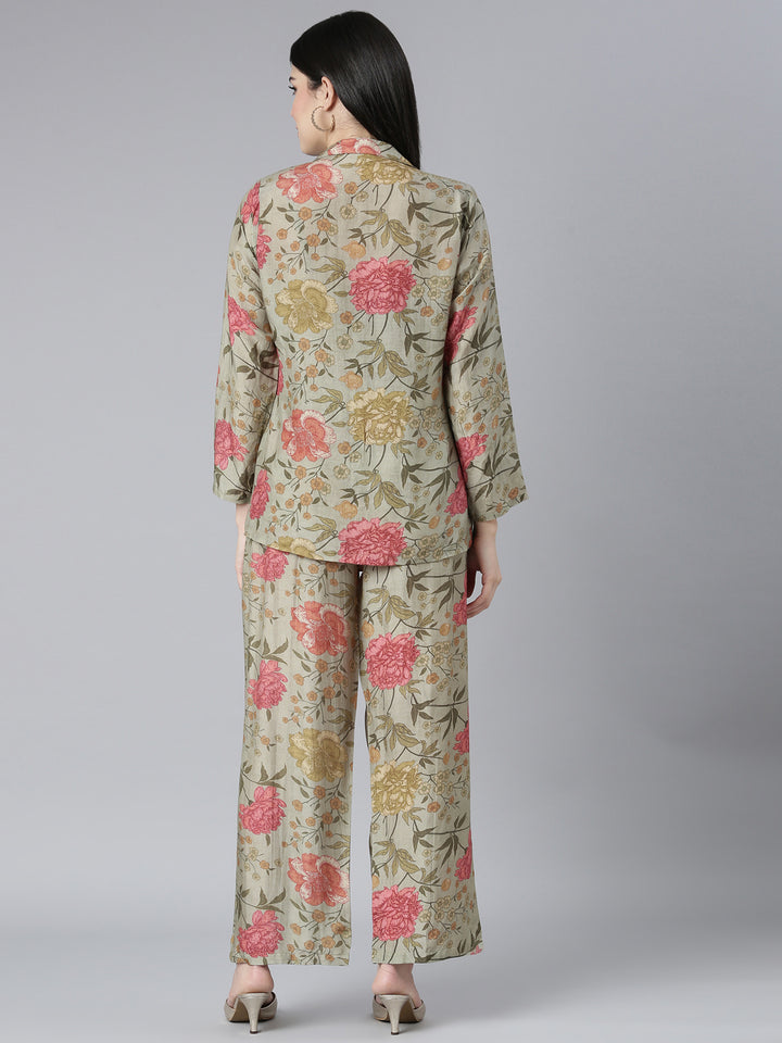 Neerus Green printed co-ord set top and trousers - side view