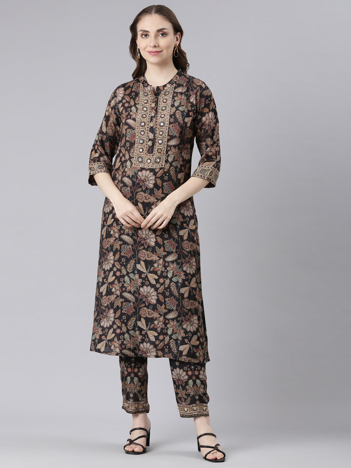 Neerus Black Muslin Straight Casual Floral Kurta Sets