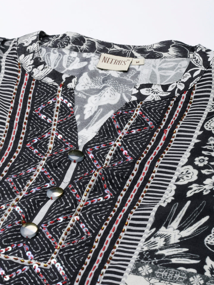 Neerus Black muslin straight suit set panelled kurta with trousers - detail view 1