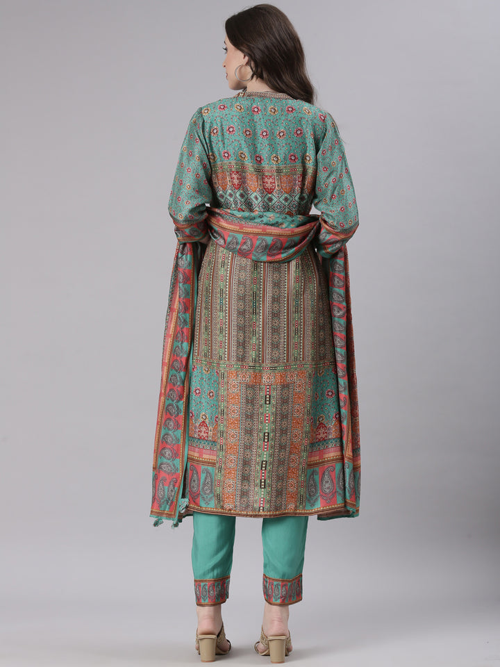 Neerus Green Printed Straight Kurta and Trousers With Dupatta
