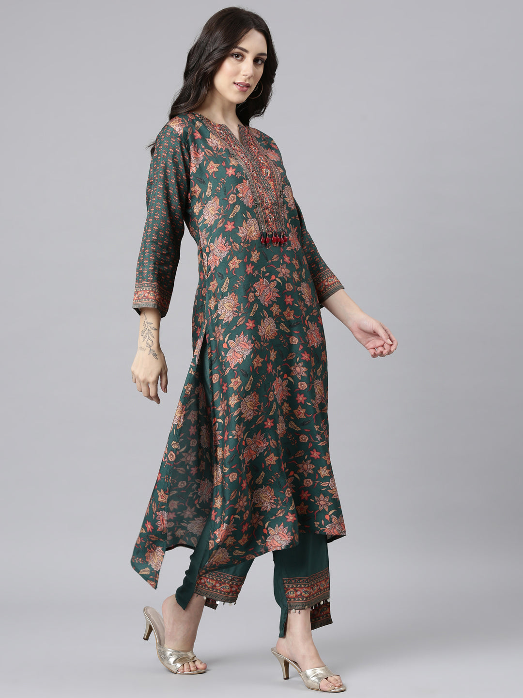 Neerus Green raw silk panelled straight suit set - back view