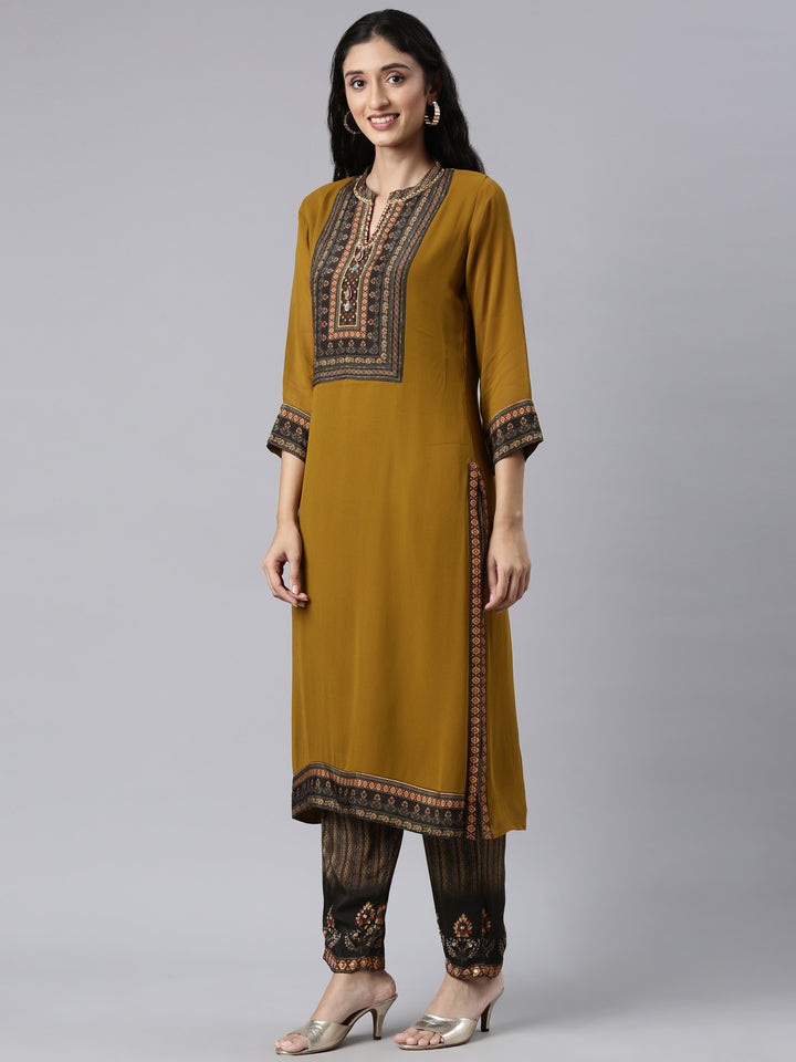 Neerus Green georgette straight suit set - back view