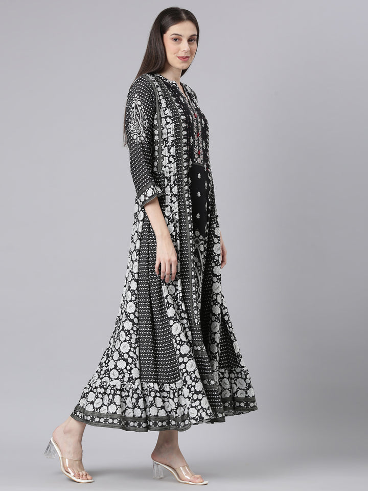 Neerus Black Curved Casual Floral Dresses.