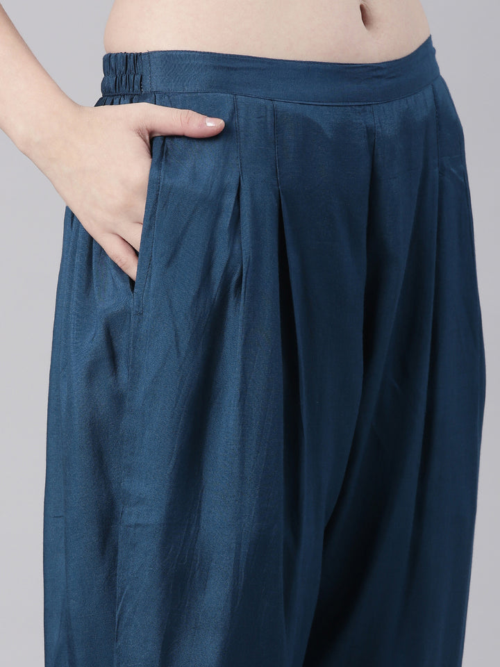 Neerus Navy Blue Printed Straight Kurta and Trousers