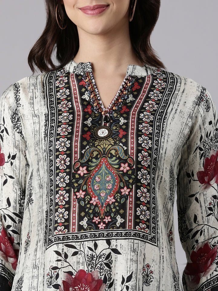 Off White Muslin Printed Three Piece Set