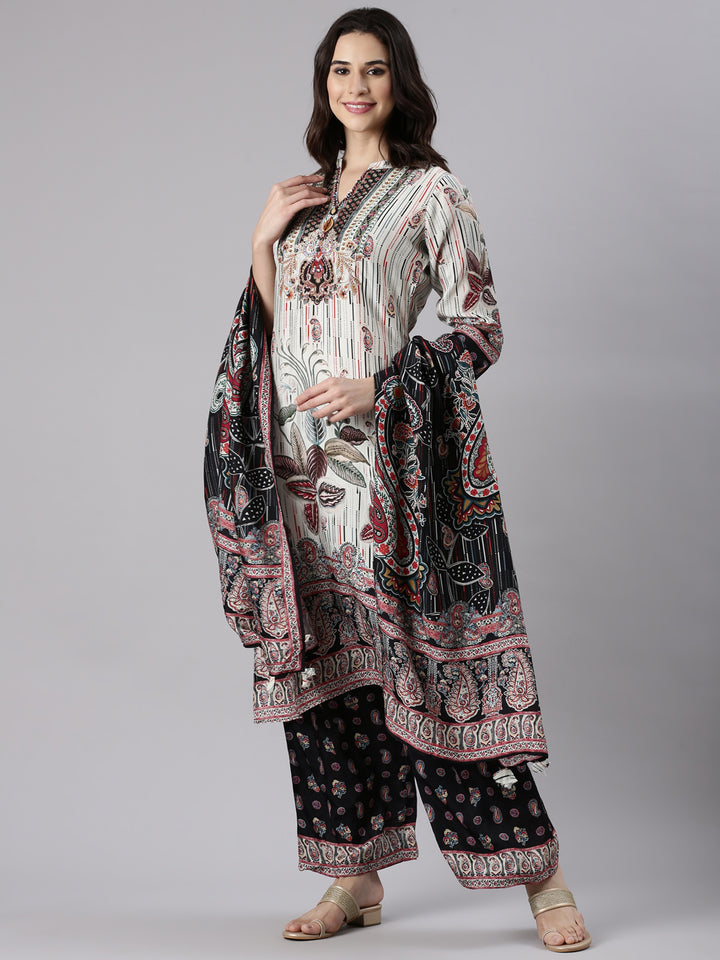 Off White Muslin Printed Three Piece Set