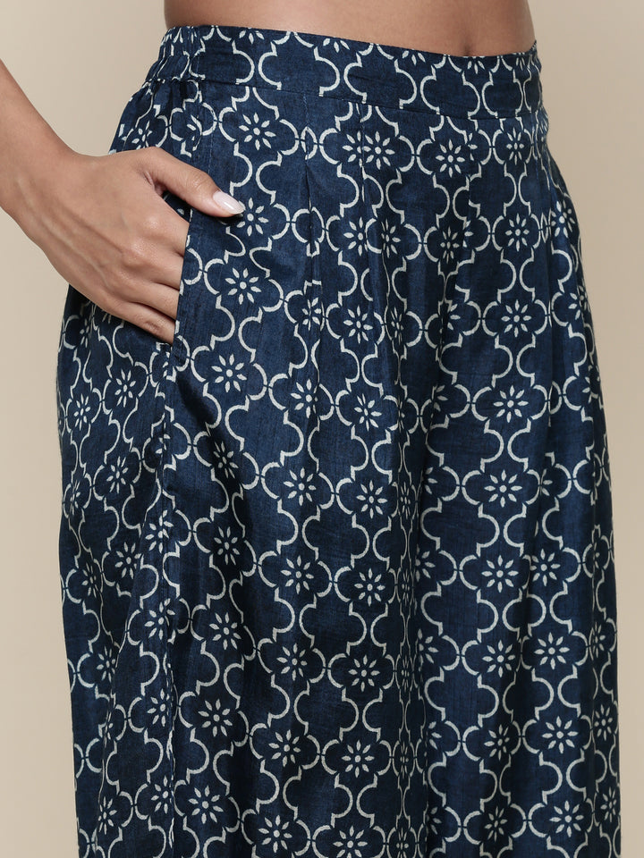 Indigo Muslin Digital printed Three piece suit set