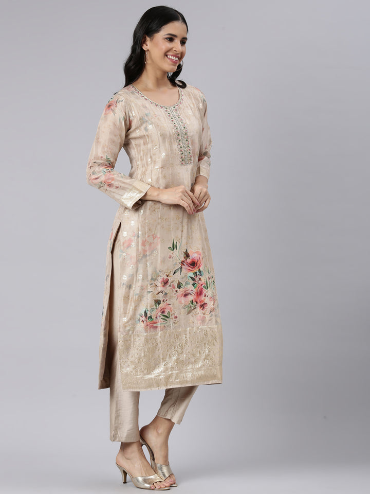 Neerus Gold printed straight suit set - back view