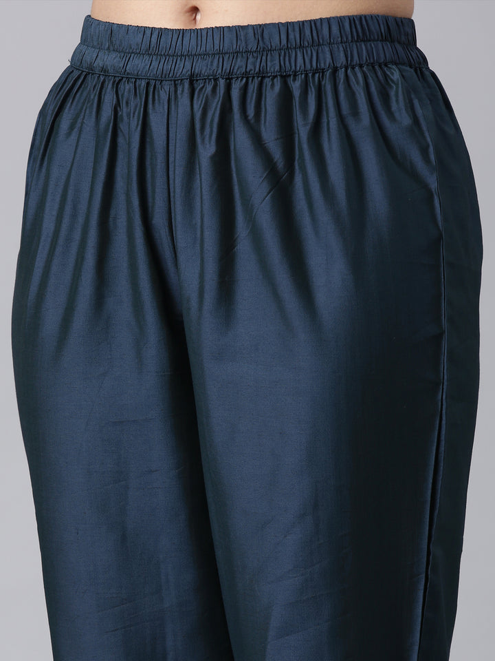 Neerus Blue organza panelled straight suit set - detail view 3