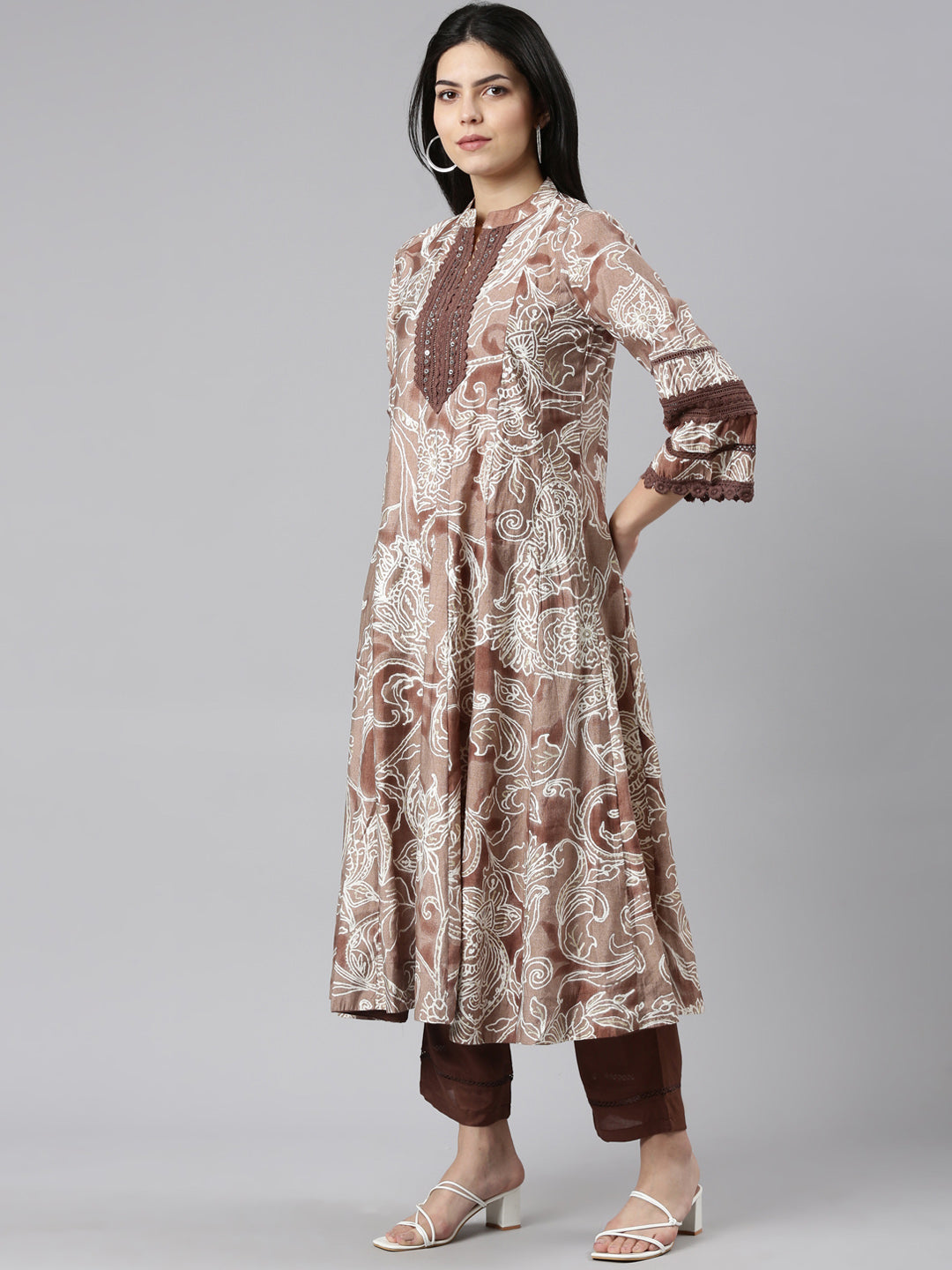 Neerus Brown shantoon printed kurta set - back view