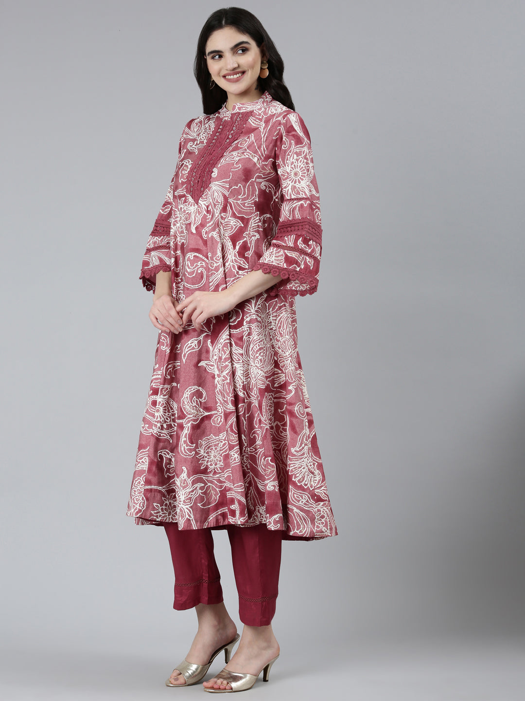 Neerus Purple printed floral kurta set with trouser and dupatta - back view