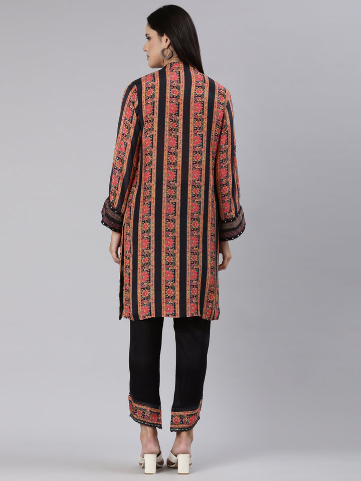 Neerus Black muslin printed kurta set - side view