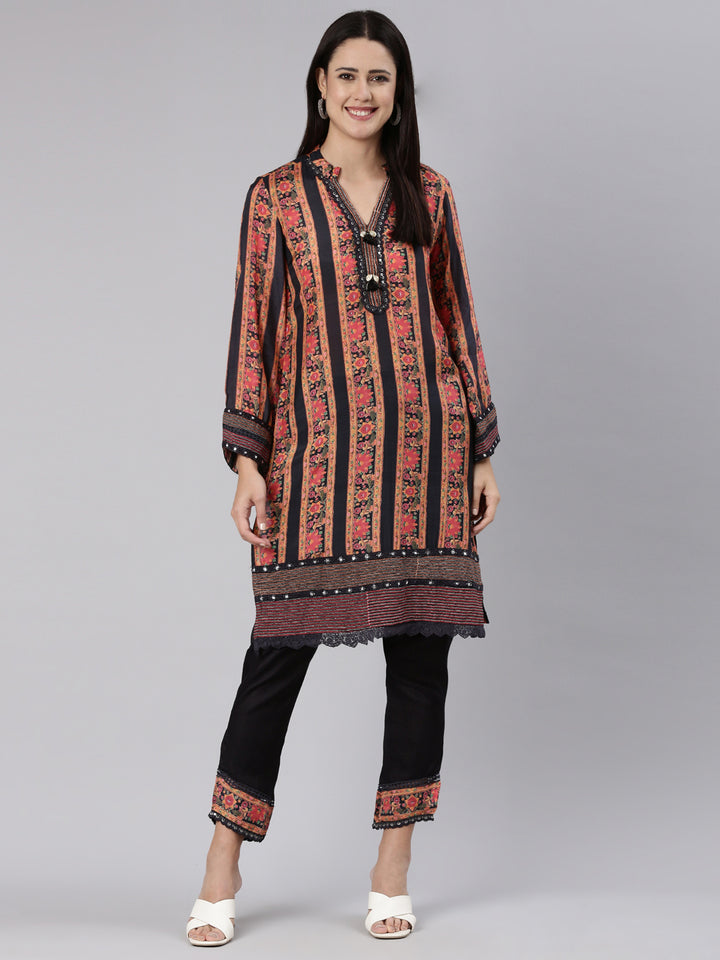 Neerus Black muslin printed kurta set - detail view 2