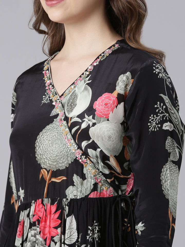 Neerus Black muslin printed kurta suit set - detail view 2