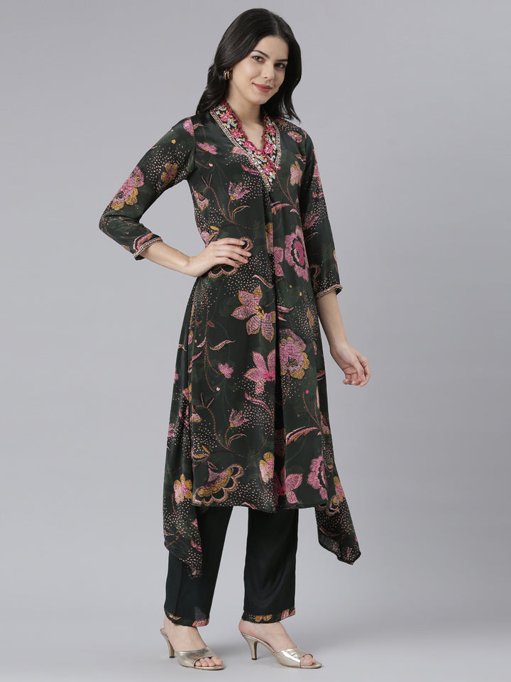 Neerus Green crepe printed high-low suit set - back view