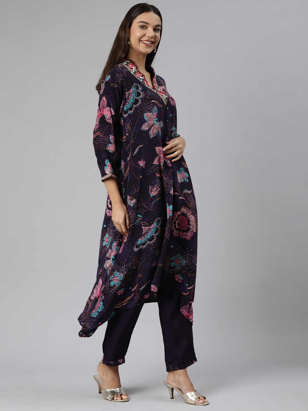 Neerus Purple crepe printed suit set high-low kurta with dupatta - back view