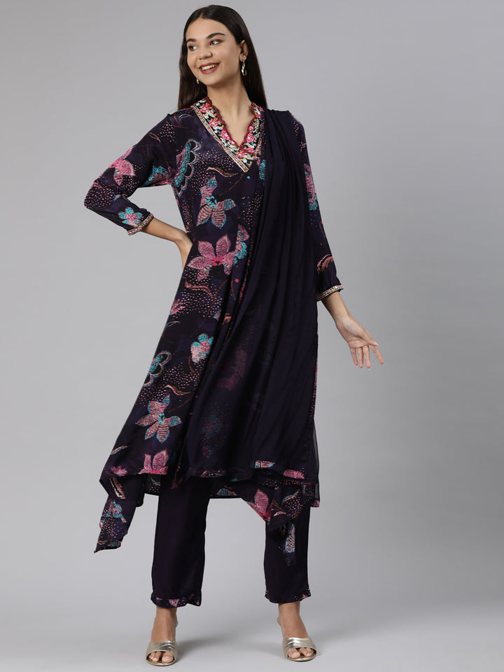 Neerus Purple crepe printed suit set high-low kurta with dupatta - detail view 2