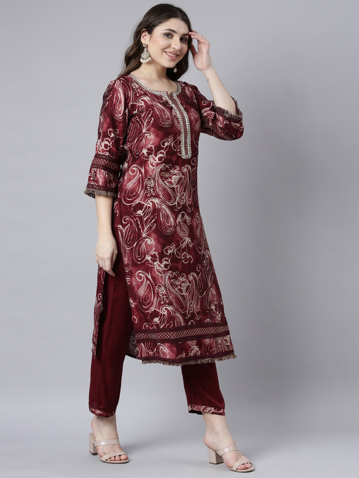 Neerus Maroon Shantoon printed suit set - detail view 2