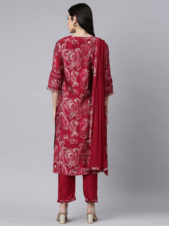 Neerus Pink printed paisley suit set - side view