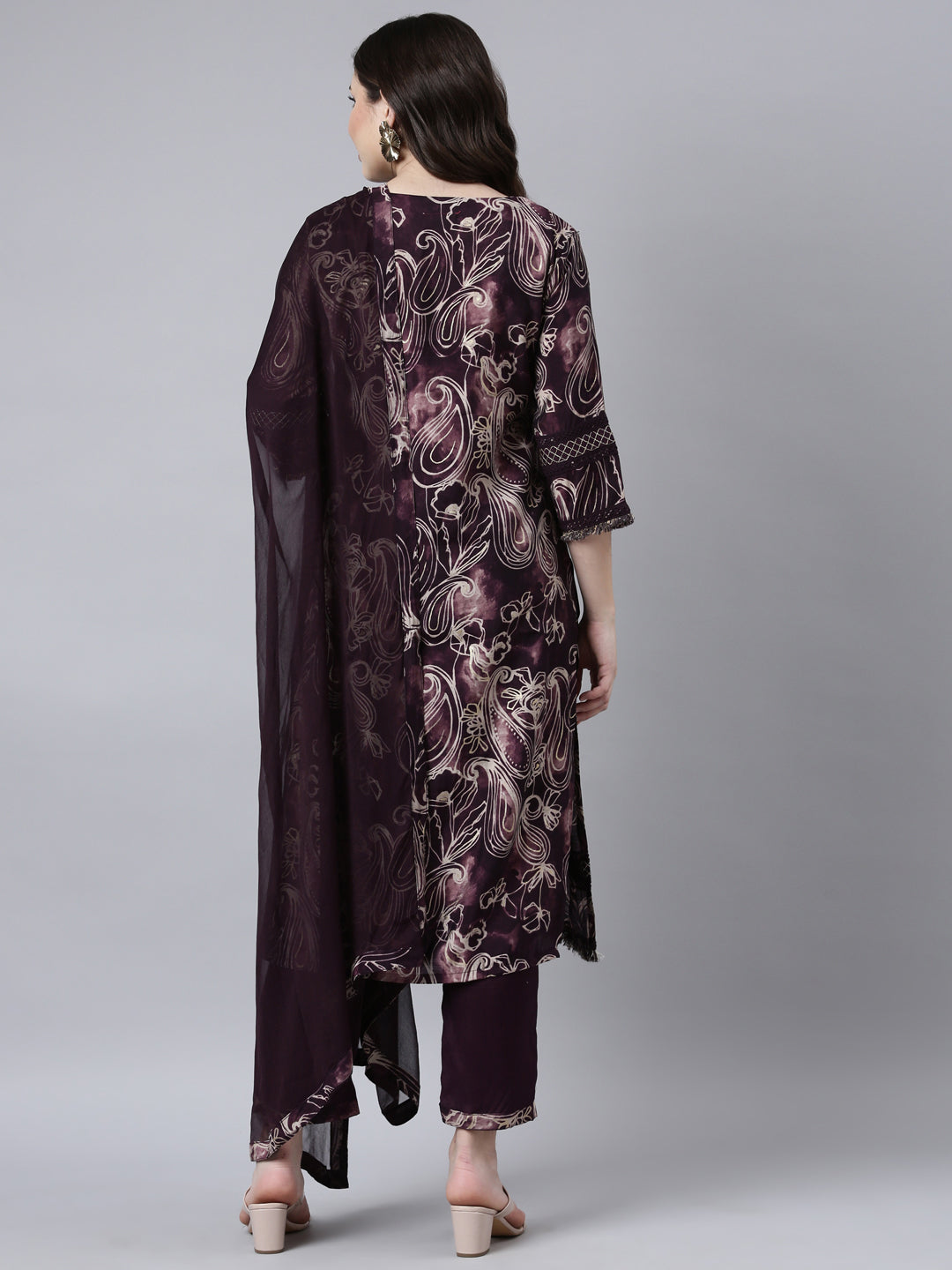 Neerus Purple printed paisley suit set - side view