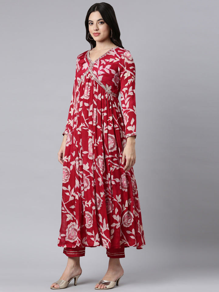Neerus Pink floral printed straight suit set - back view