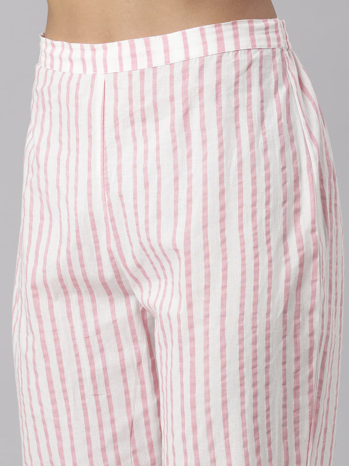 Neerus Pink printed straight suit set panelled kurta with trousers and dupatta - detail view 4