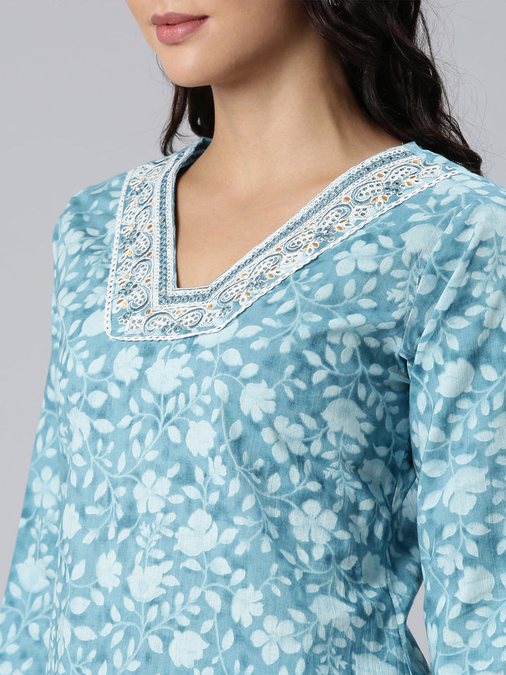 Neerus Green printed straight suit set kurta trouser dupatta - detail view 2