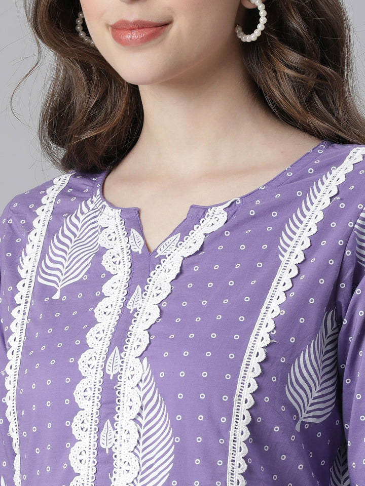 Neerus Lavender Printed Straight Kurta and Trousers With Dupatta