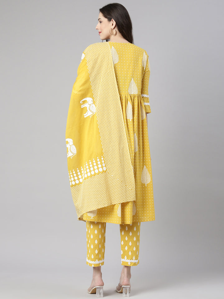 Neerus Yellow Printed Straight Kurta and Trousers With Dupatta and with bag