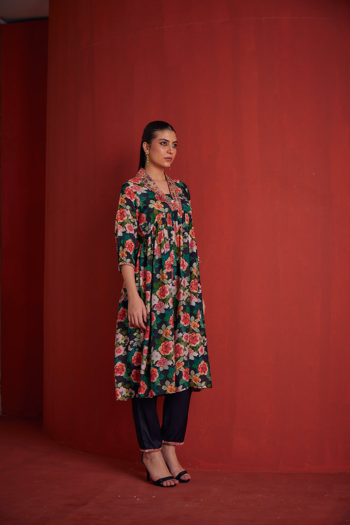 Neerus Womens Green Colour Floral Kurta Set