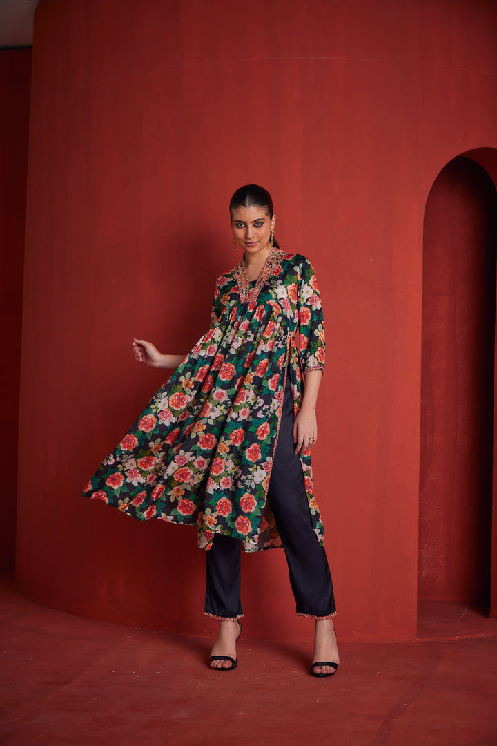 Neerus Womens Green Colour Floral Kurta Set