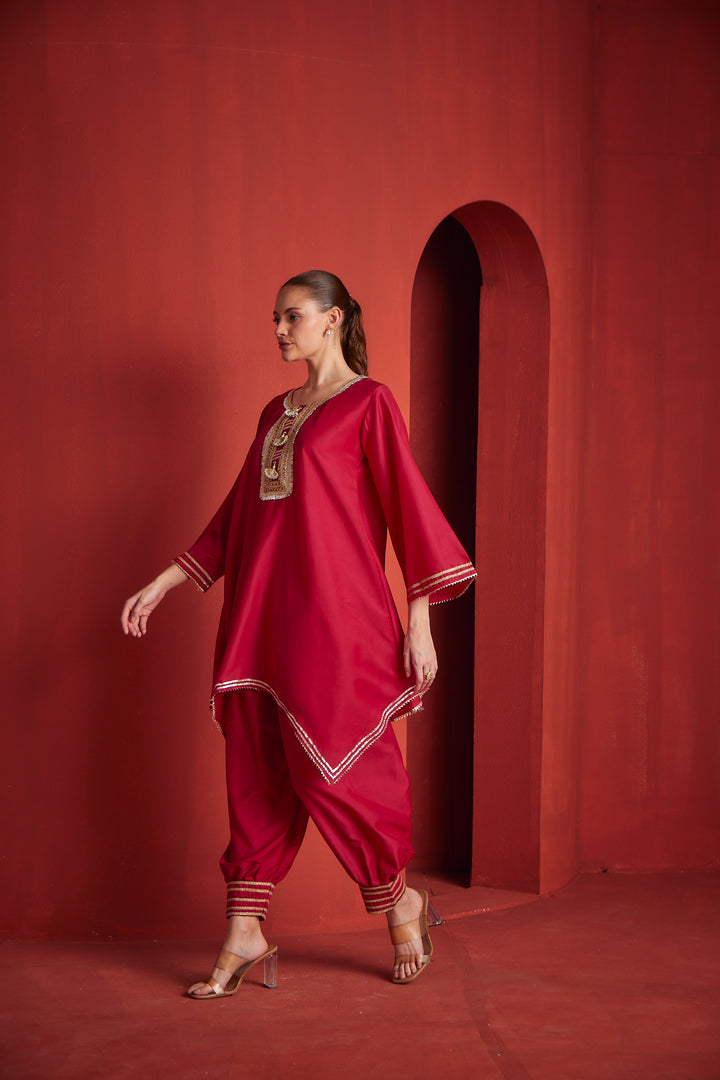 Neerus Womens Rani Color Chanderi Fabric Kurta Salwar