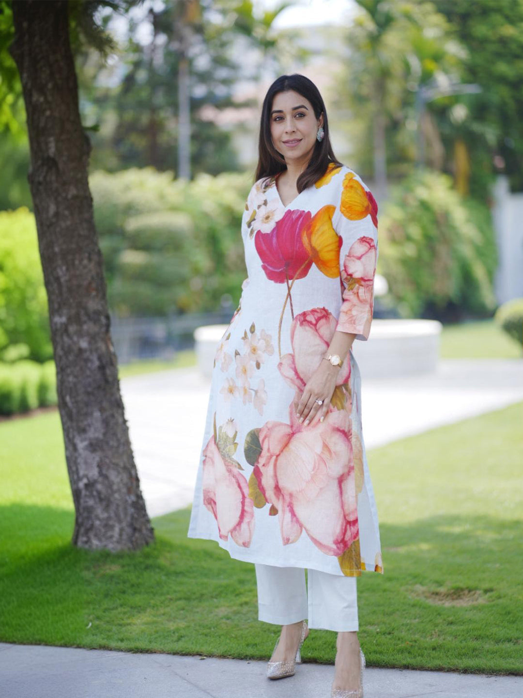 Neerus Sky Blue Casual Floral Printed Kurta and Trouser