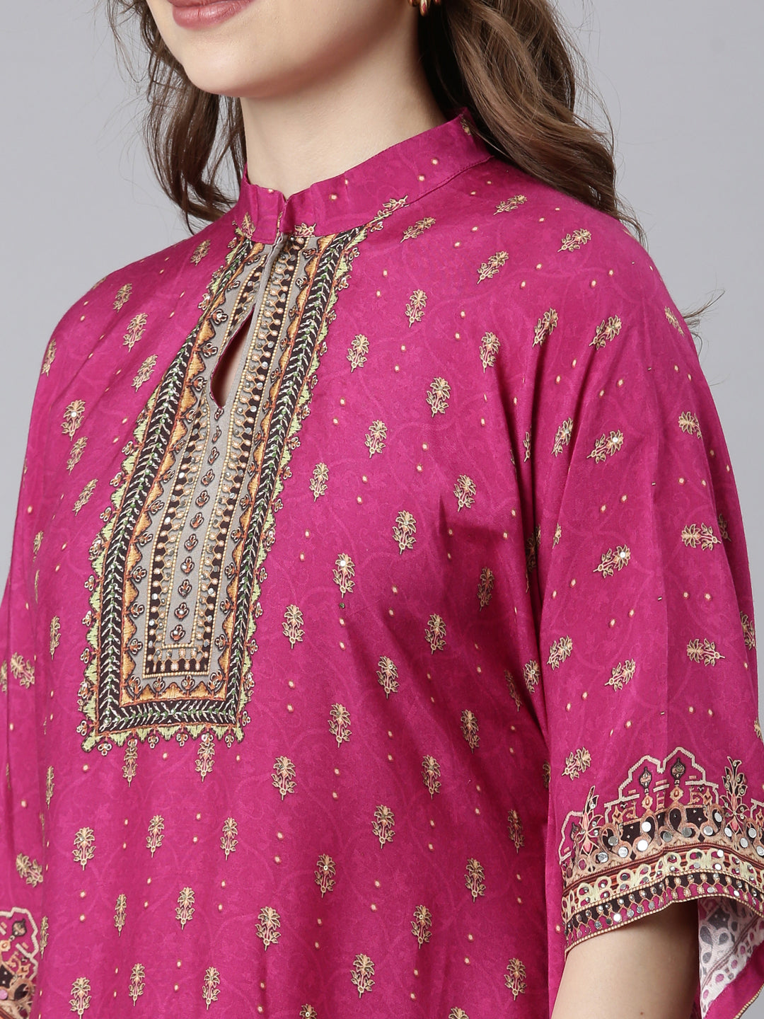 Neerus Pink crepe printed kurta set panelled with palazzo - back view