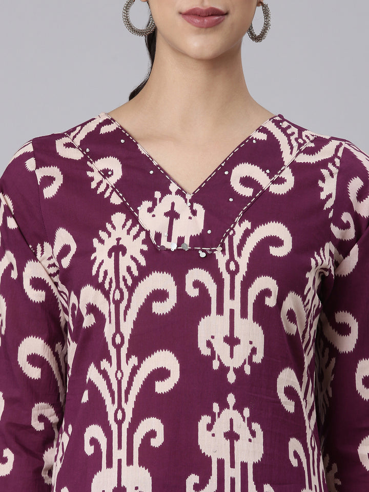 Neerus Purple Casual Printed Curved Kurta and Trousers