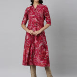 Neerus Purple Casual Floral Straight Kurtas