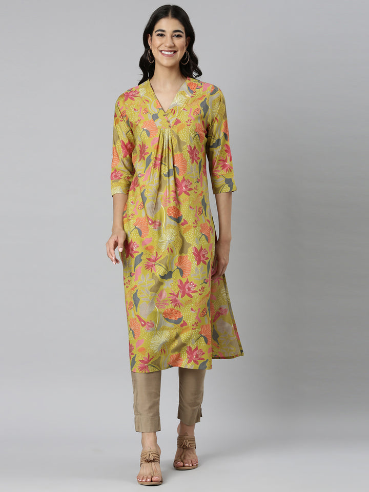 Neerus Green Casual Quirky Straight Kurtas