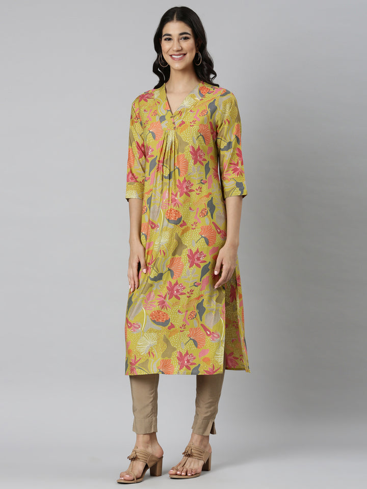 Neerus Green Casual Quirky Straight Kurtas