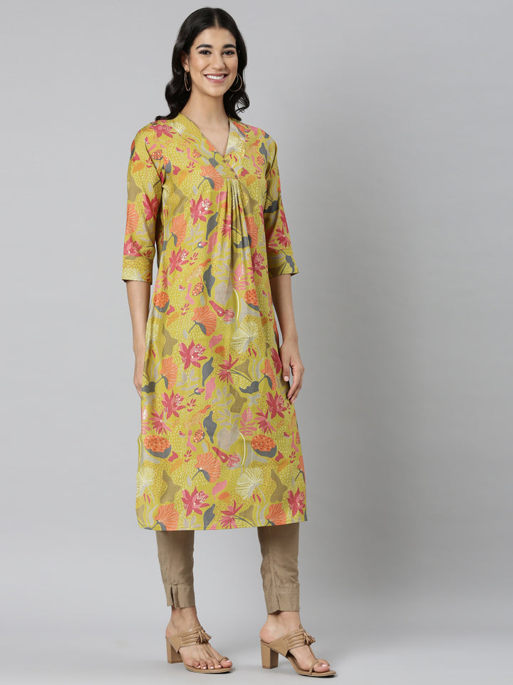 Neerus Green Casual Quirky Straight Kurtas