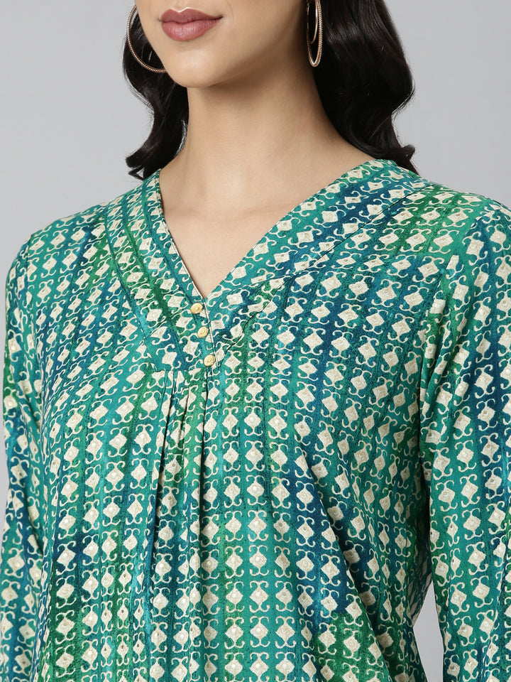 Neerus Green Casual Ethnic Motifs Straight Kurtas
