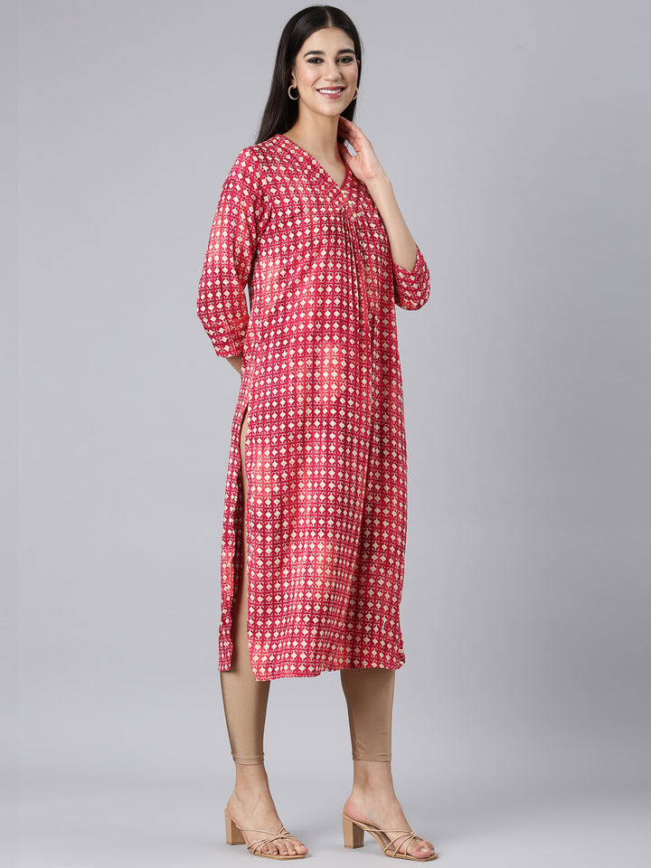 Neerus Red Casual Solid Straight Kurtas