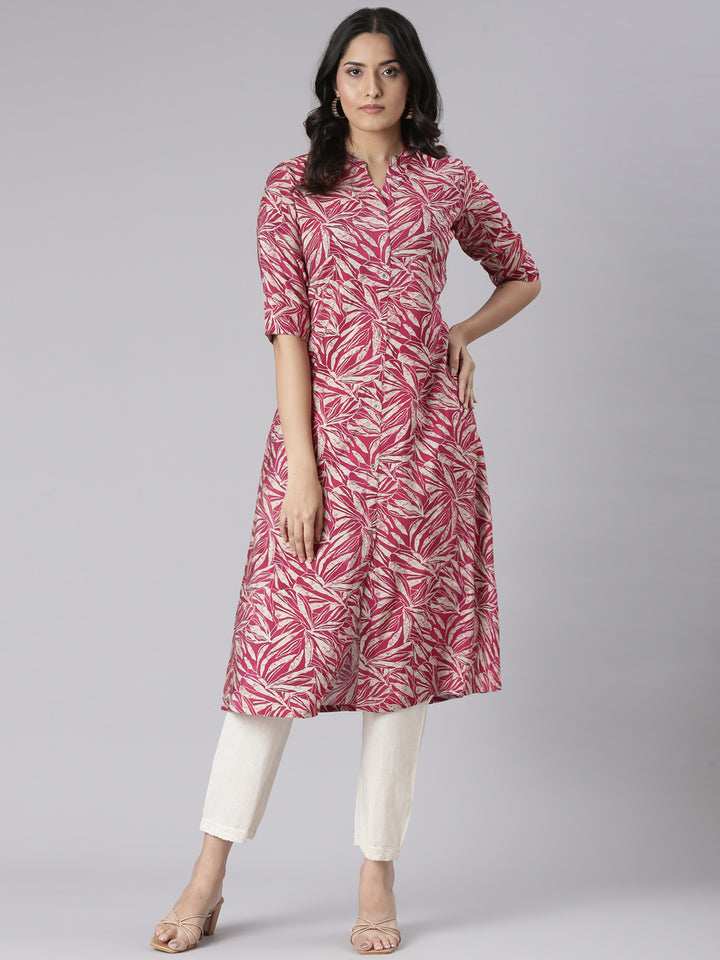 Neerus Mauve Casual Floral Straight Kurtas