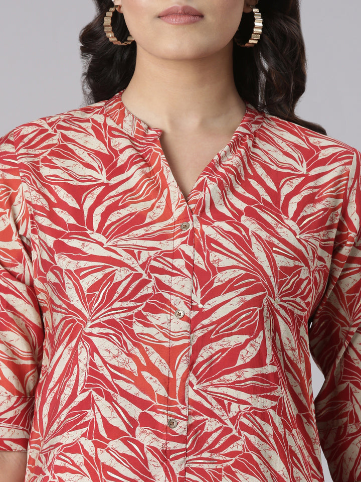 Neerus Red Casual Floral Straight Kurtas